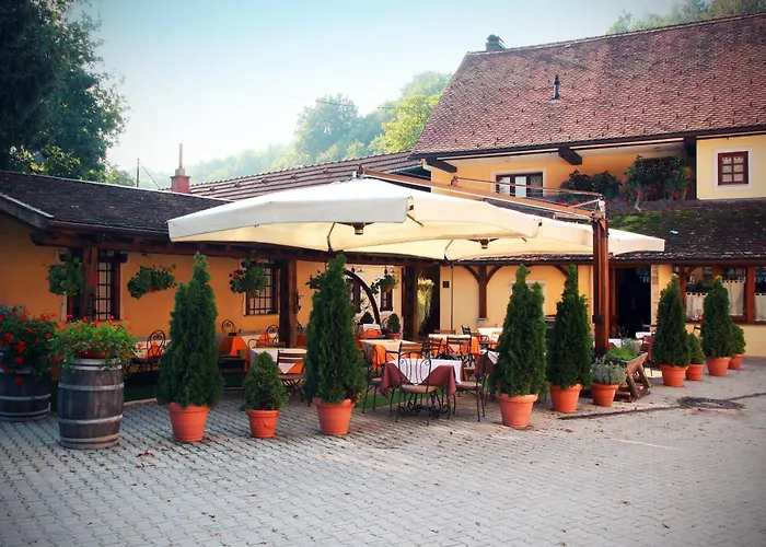 Penzion Pri Vodniku 3*